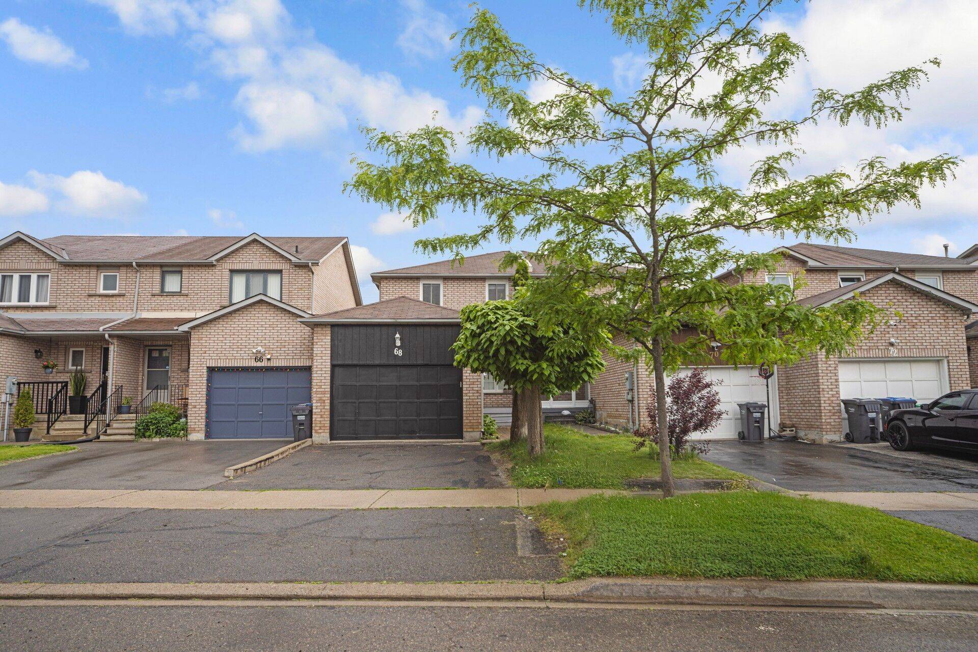 68 Cutters CRES, Brampton, ON L6Y 4J9
