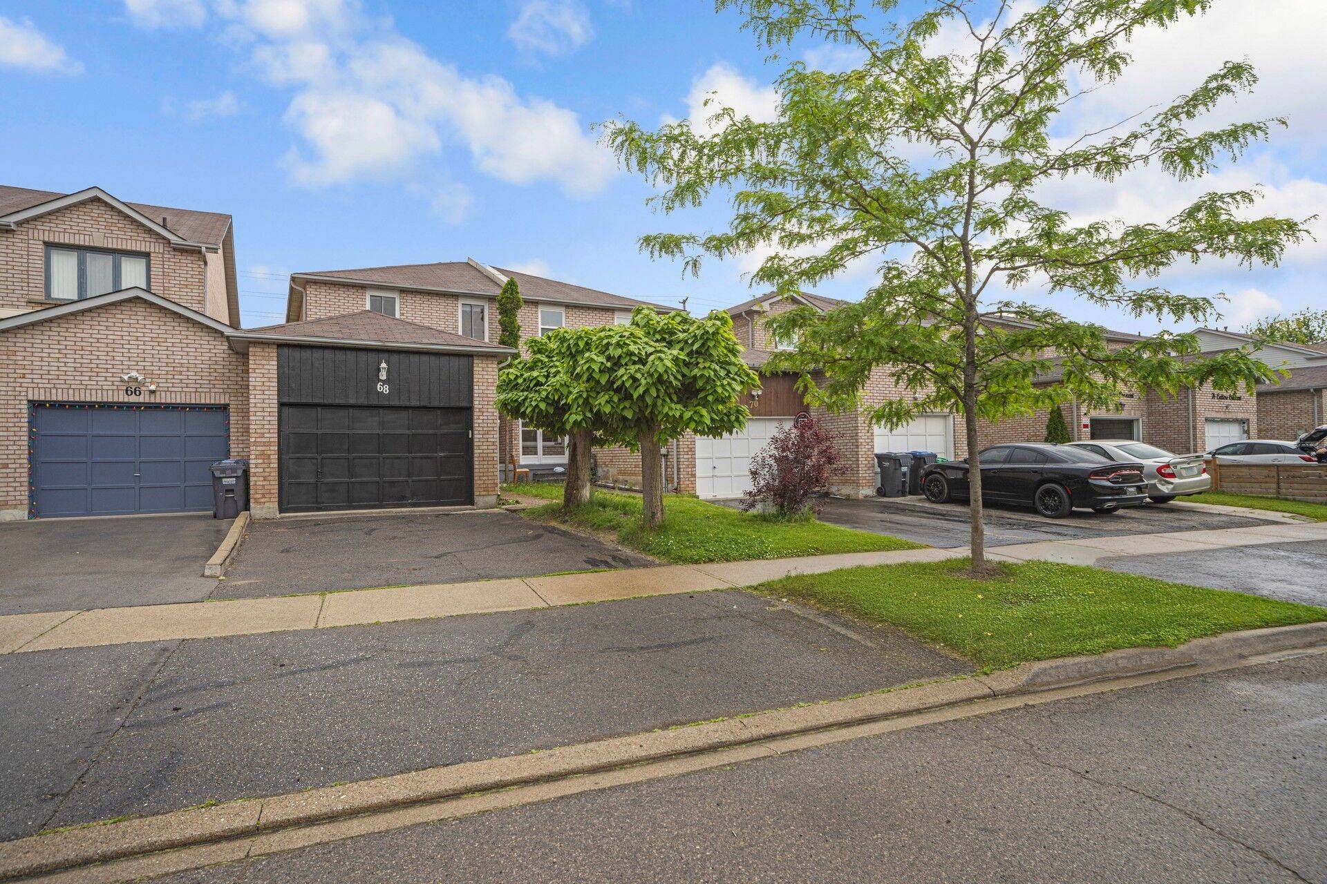 Brampton, ON L6Y 4J9,68 Cutters CRES