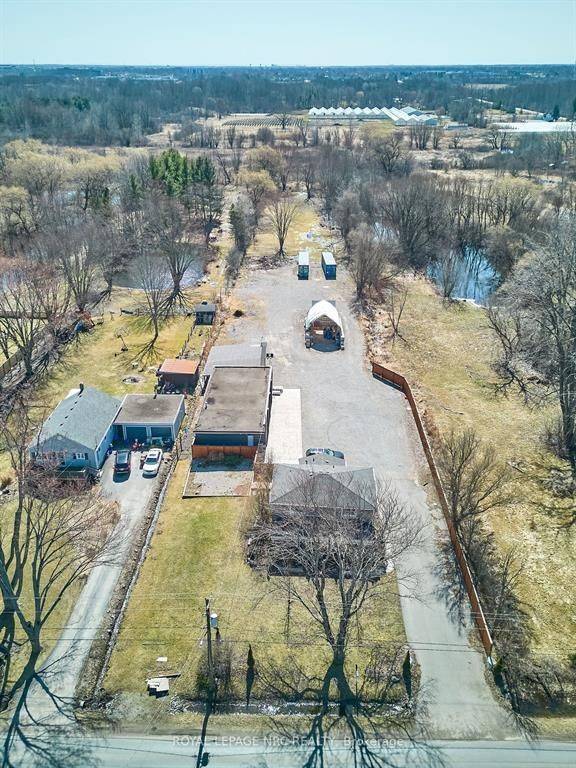 2523 Port Robinson RD, Thorold, ON L3B 5N5