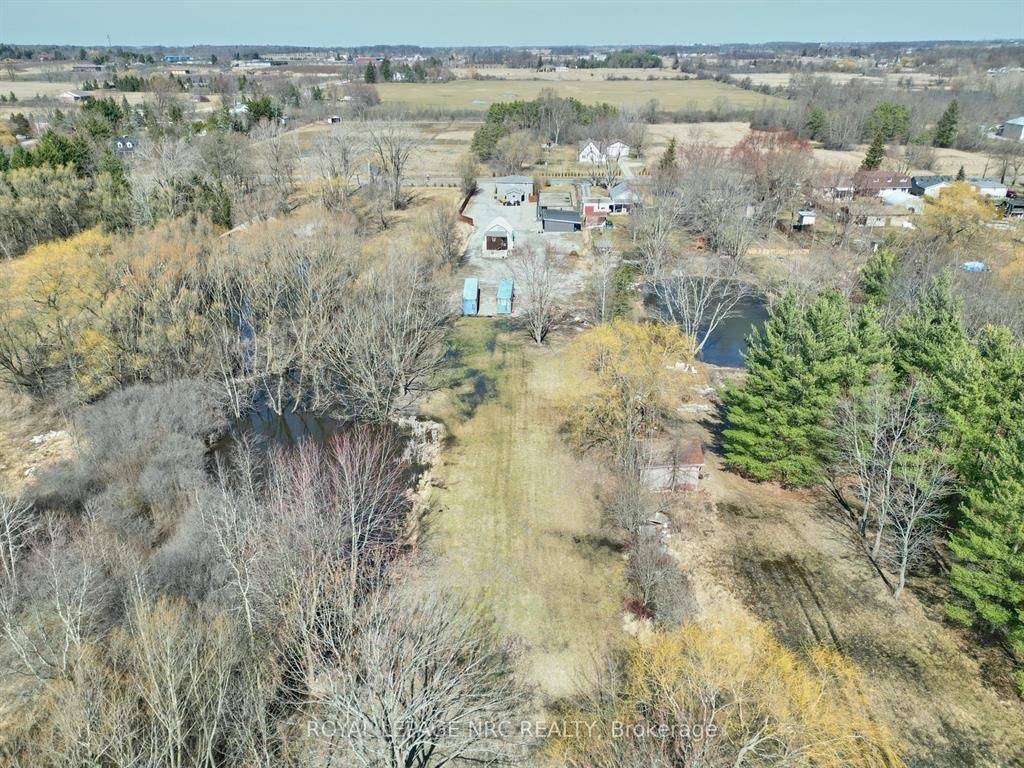 Thorold, ON L3B 5N5,2523 Port Robinson RD