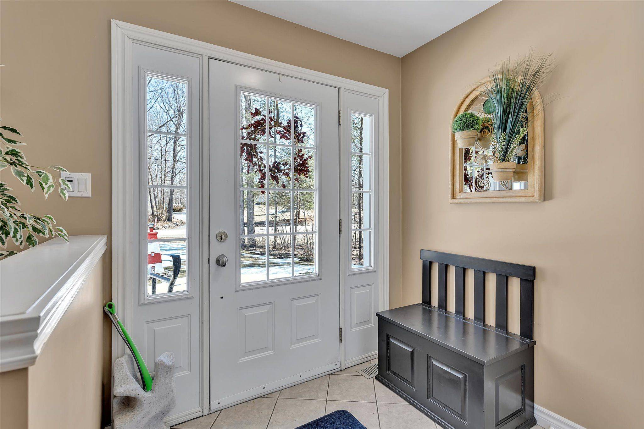 Kawartha Lakes, ON K0M 1A0,18 East Beehive DR