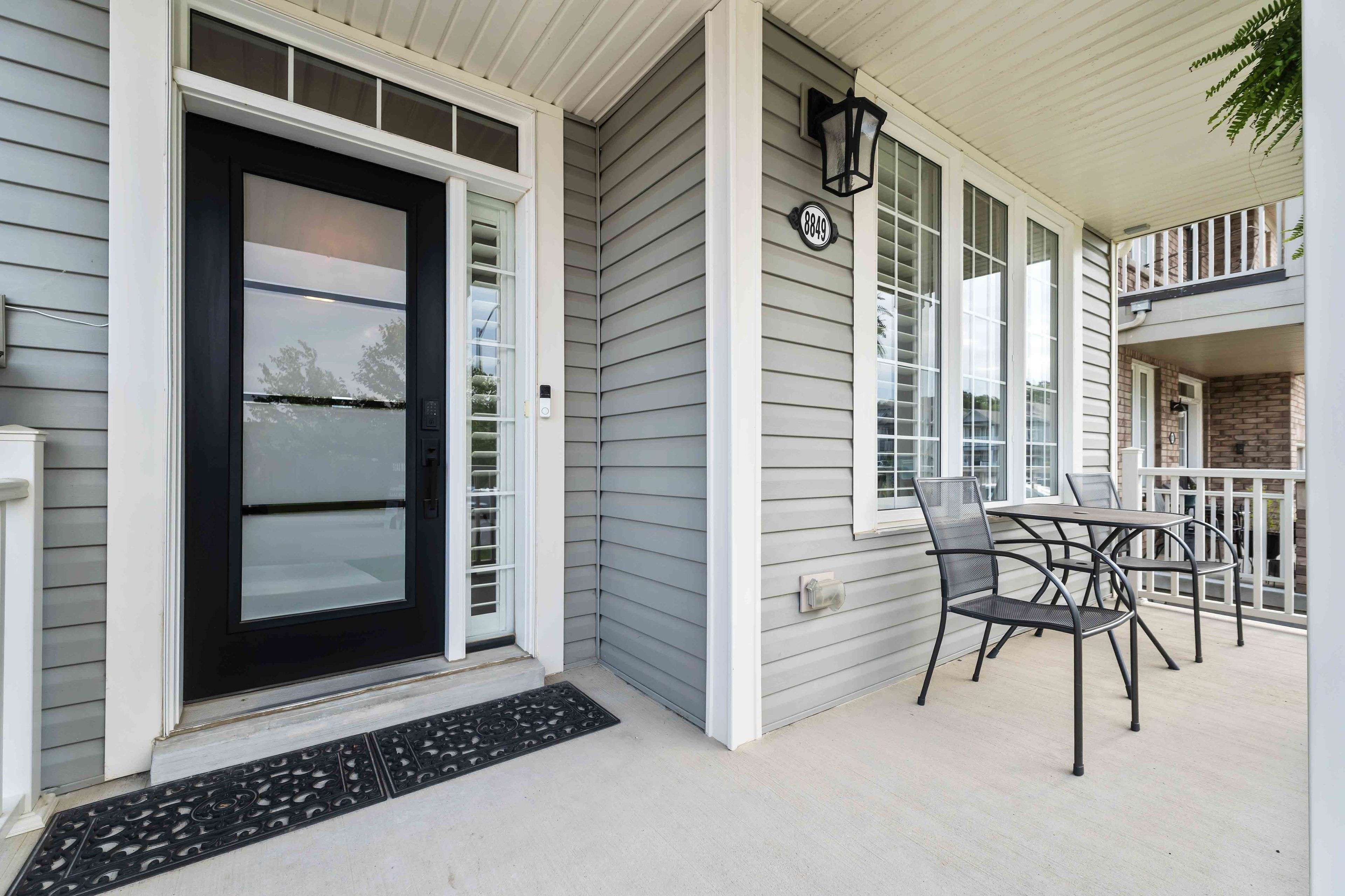 Niagara Falls, ON L2H 2Y6,8849 Dogwood CRES