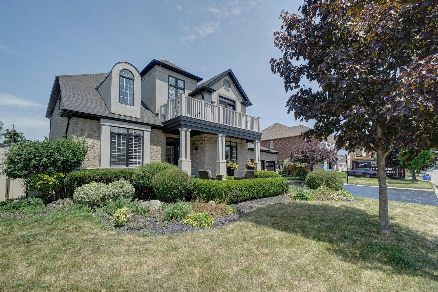Hamilton, ON L8E 6E5,8 Watercliff PL