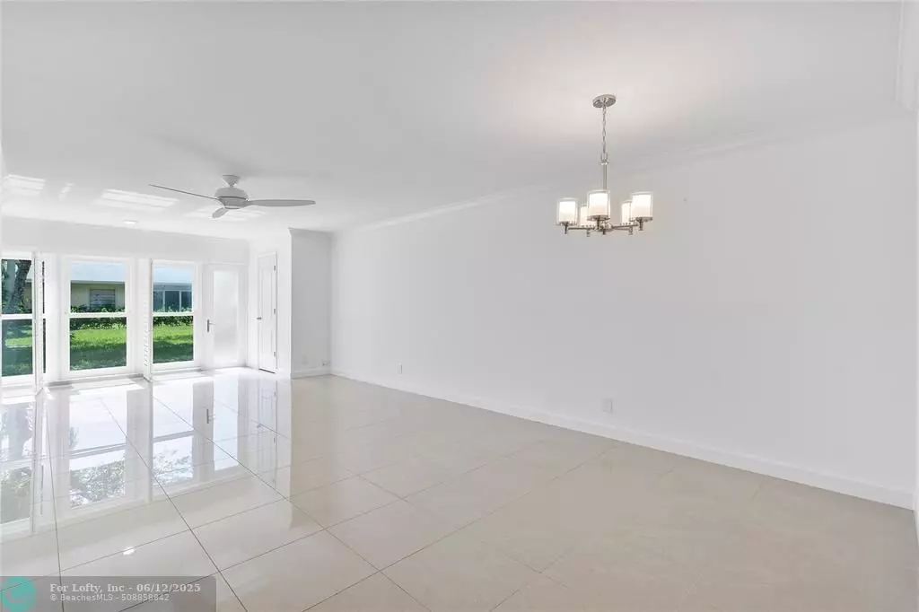 Delray Beach, FL 33484,13840 Via Flora #A