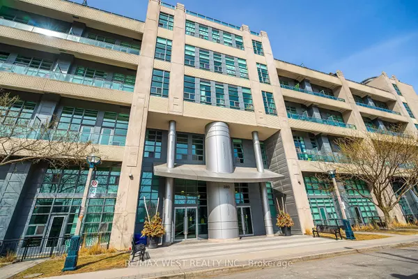 380 Macpherson AVE #333, Toronto C02, ON M4V 3E3