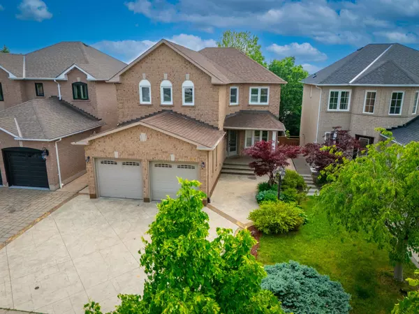 Mississauga, ON L5V 2G5,6356 Newcombe DR
