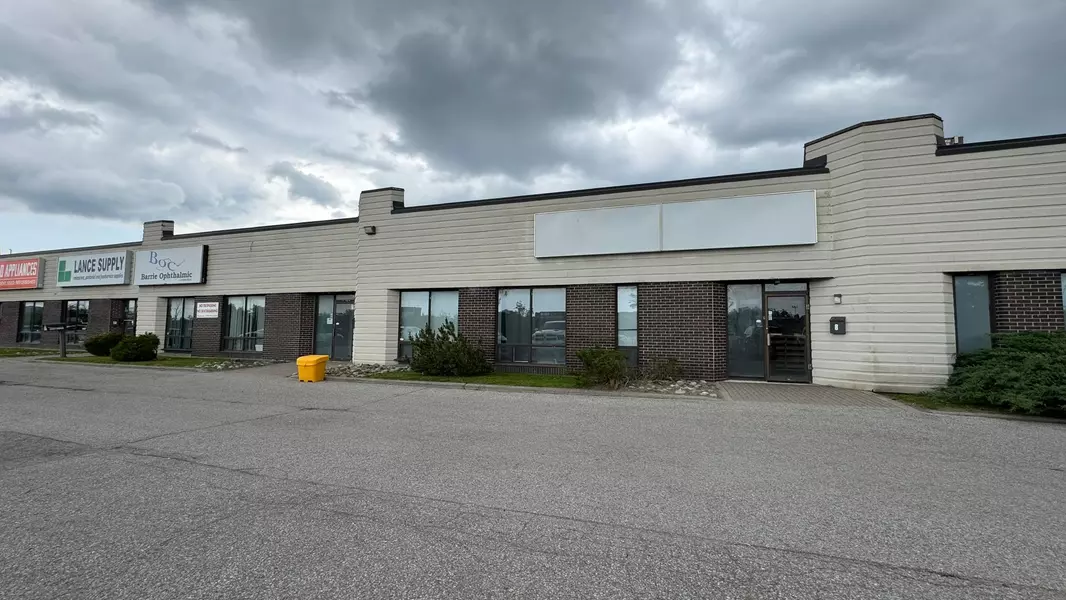 18 Alliance BLVD #10, Barrie, ON L4M 5A5