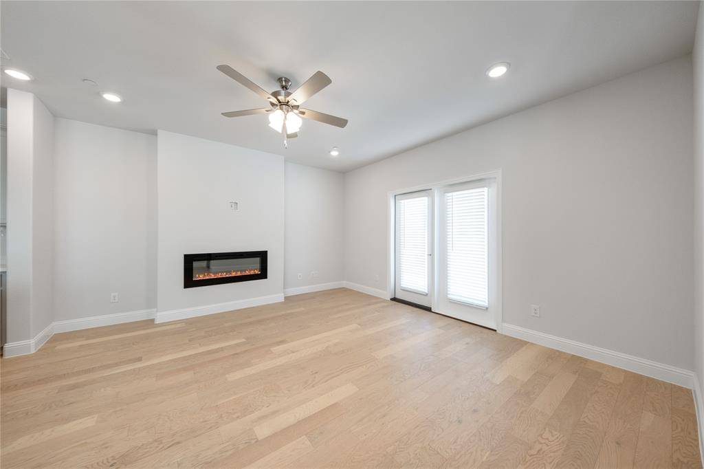 Rowlett, TX 75088,7862 Bayside Drive