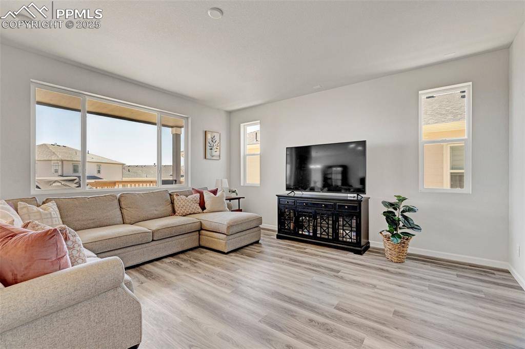 Colorado Springs, CO 80938,5693 Mammoth LN