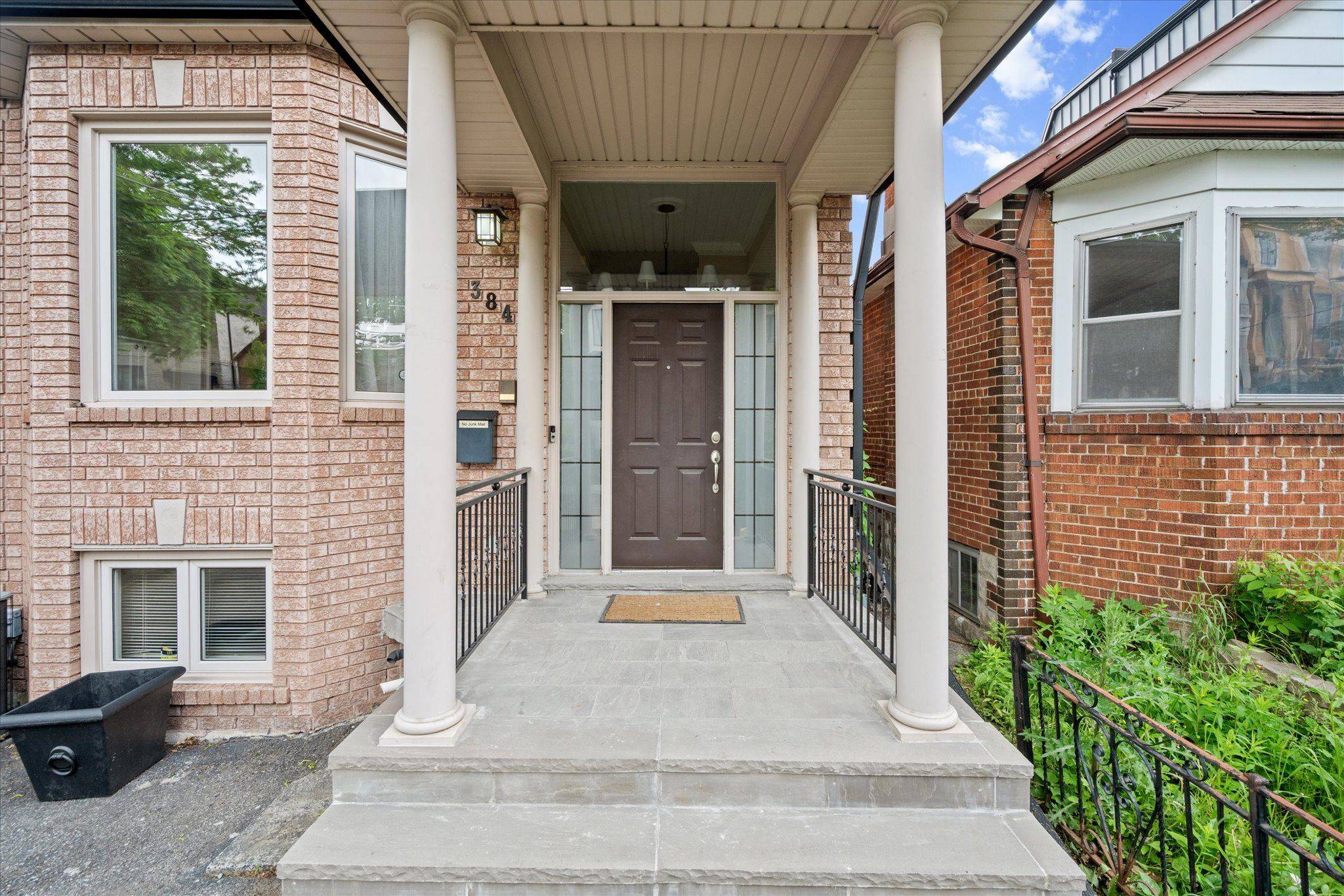 Toronto C03, ON M6C 3M1,384 Winnett AVE