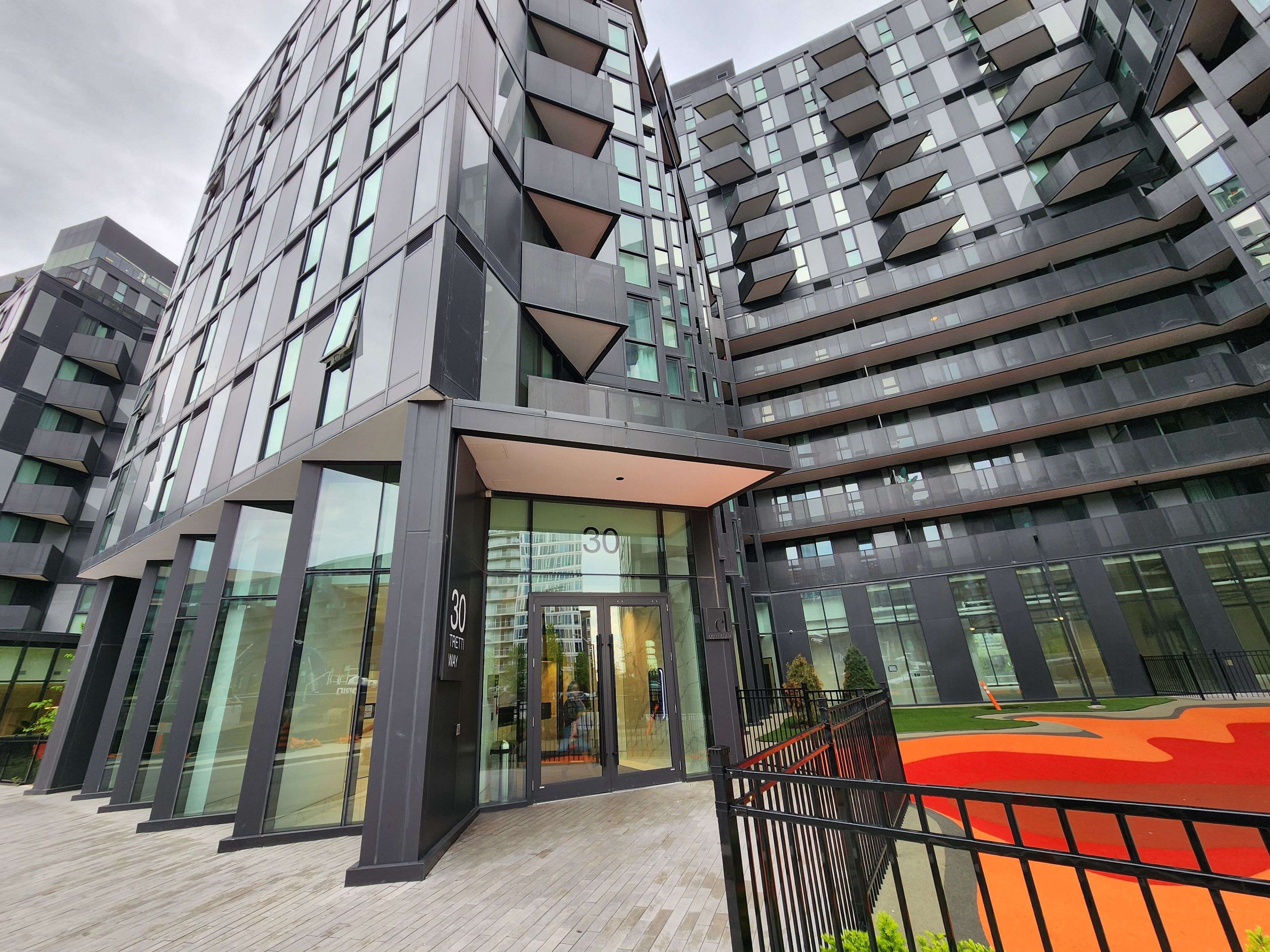 30 Tretti WAY #905, Toronto C06, ON M3H 0E3