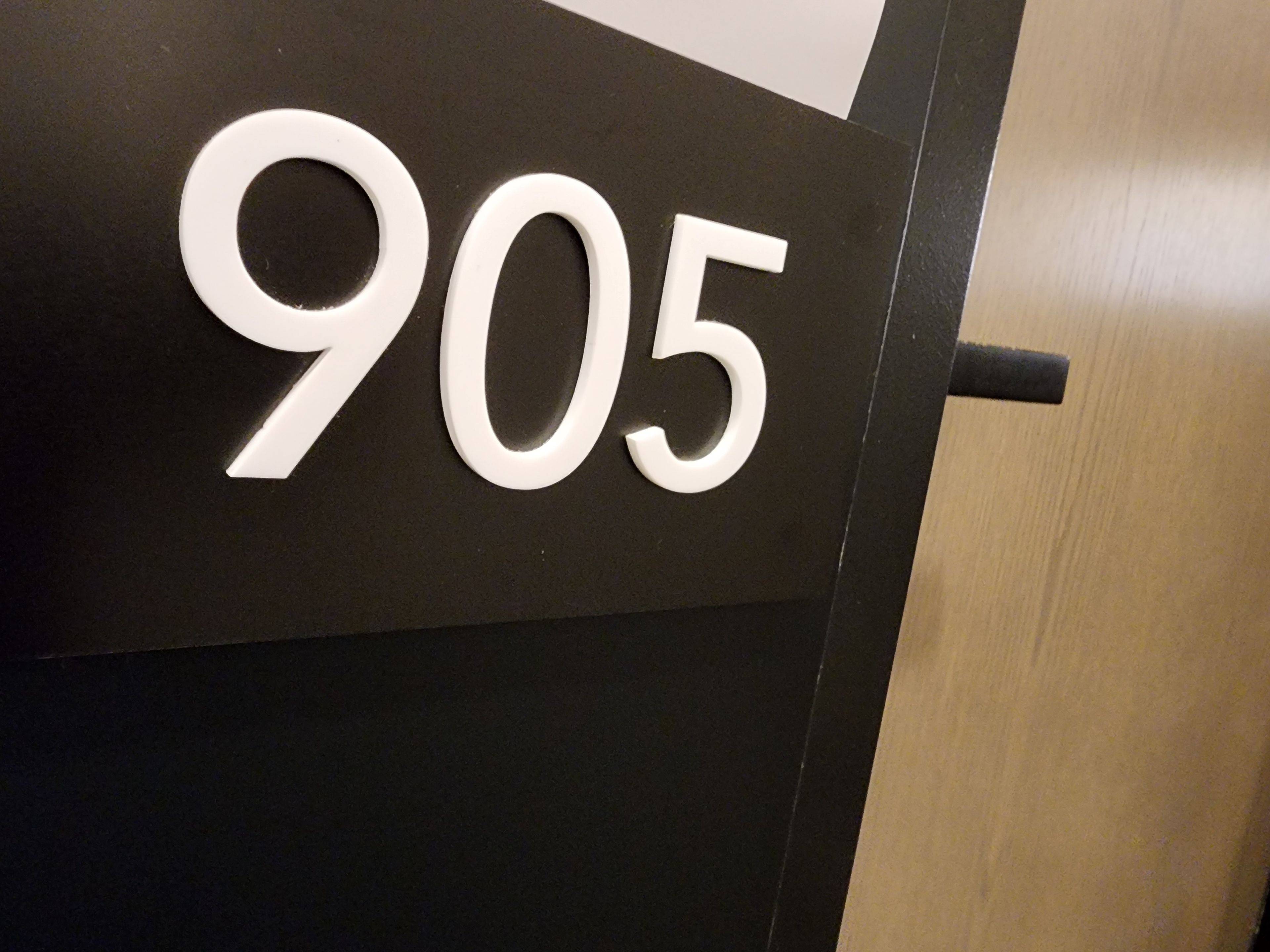 Toronto C06, ON M3H 0E3,30 Tretti WAY #905