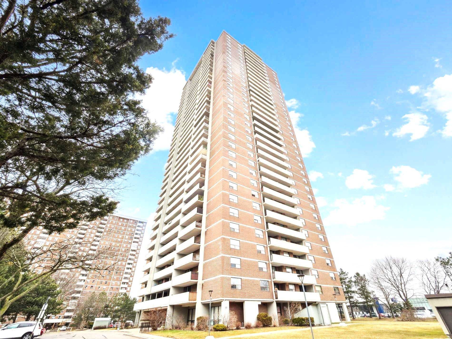 10 Tangreen CT #1702, Toronto C07, ON M2M 4B9