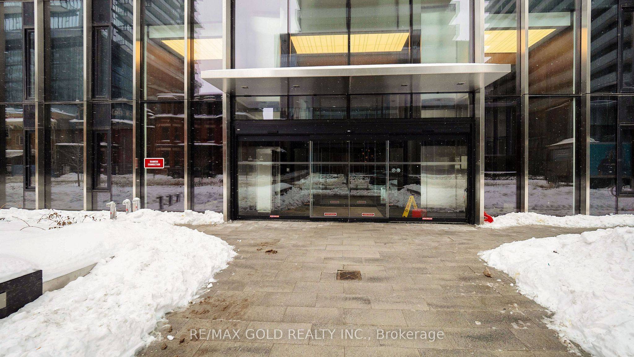 Toronto C08, ON M4Y 1S9,55 Charles ST E #1310