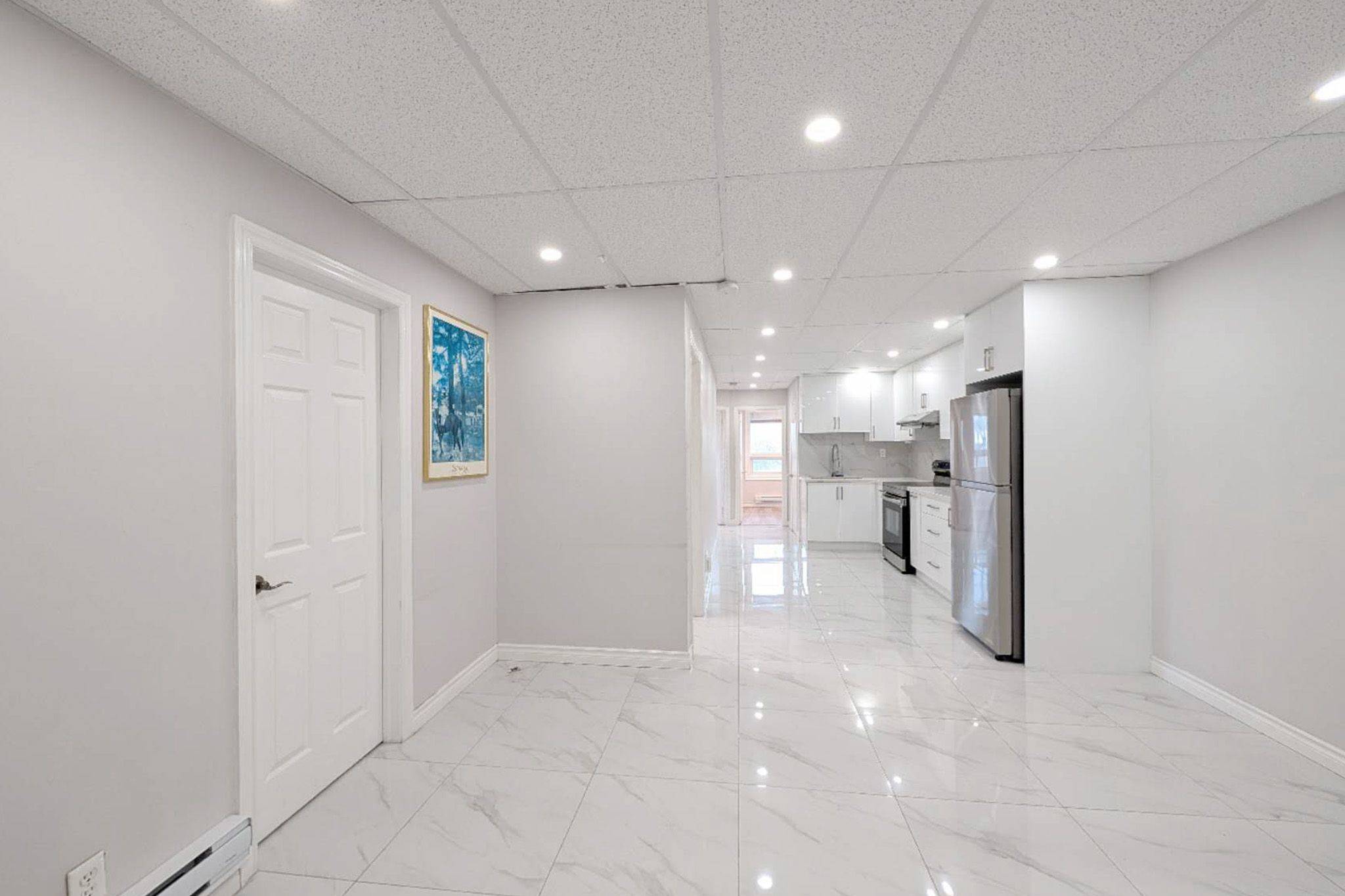 Toronto E03, ON M4C 1J4,1954 Danforth AVE #2nd