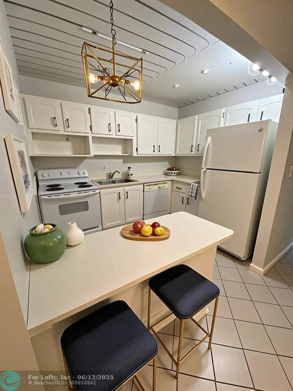 Plantation, FL 33313,1681 NW 70th Ave  #304