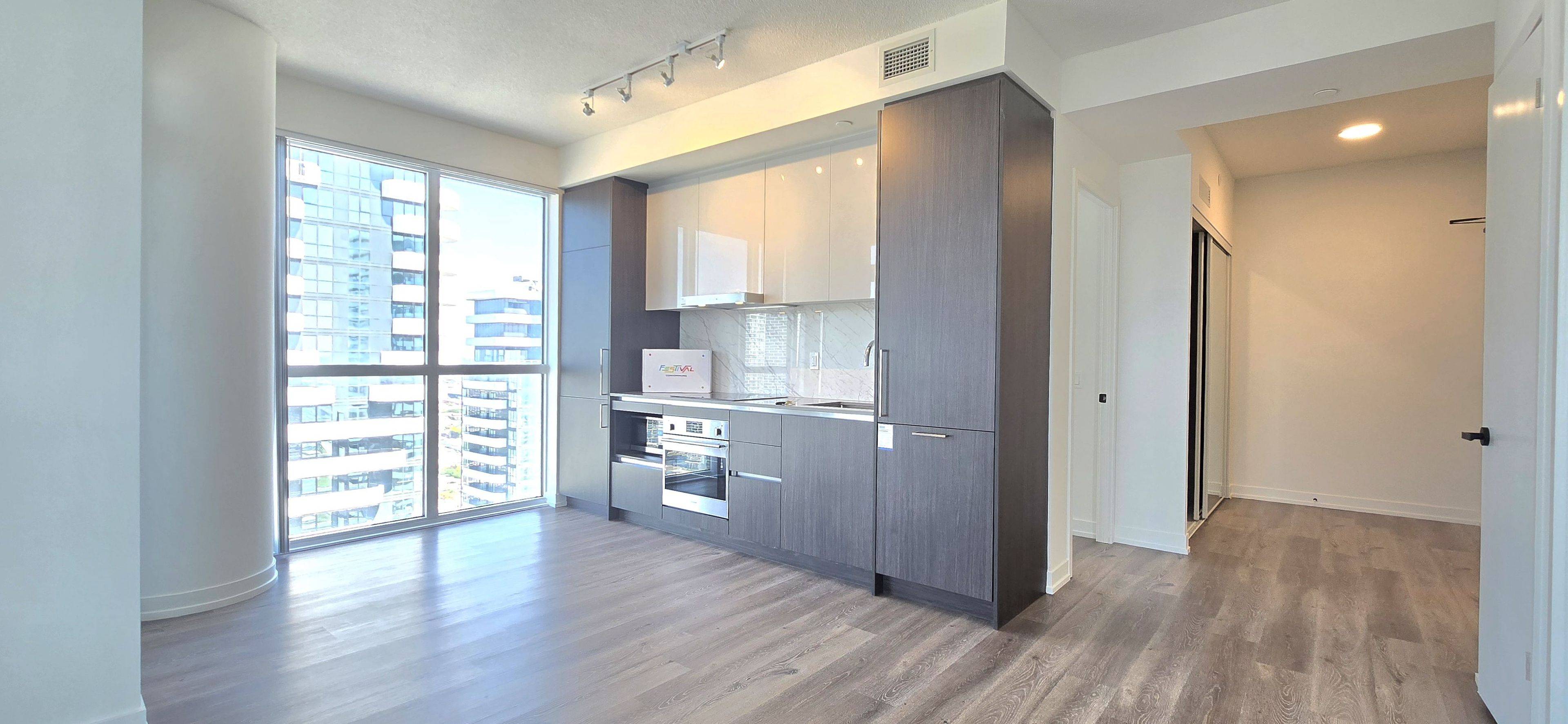225 Commerce ST #4612, Vaughan, ON L4K 5C3