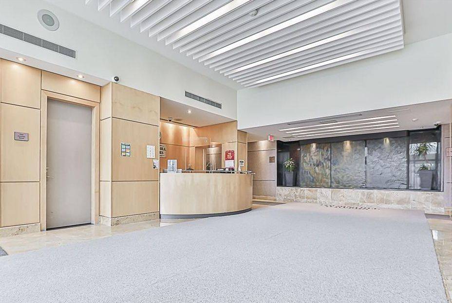 Markham, ON L3T 7Y6,48 Suncrest BLVD #512