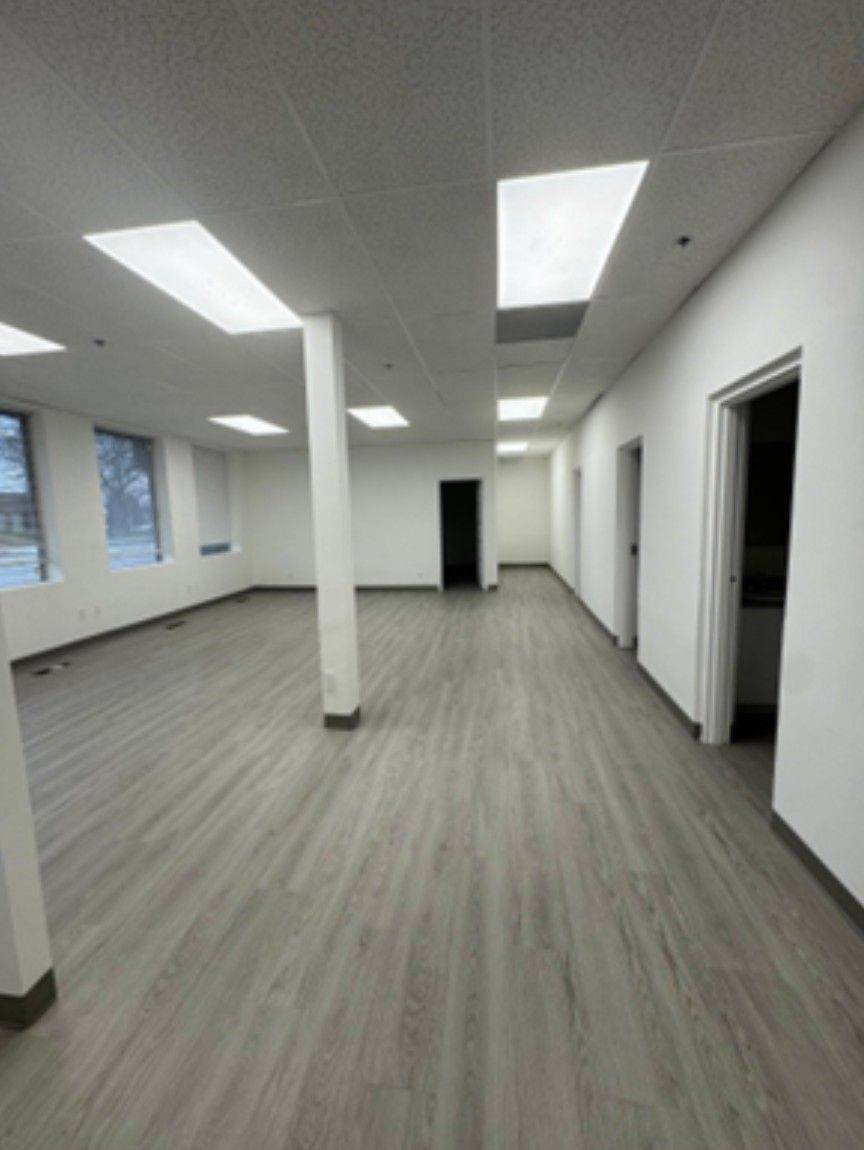 Mississauga, ON L4Y 1M5,1318 Blundell RD
