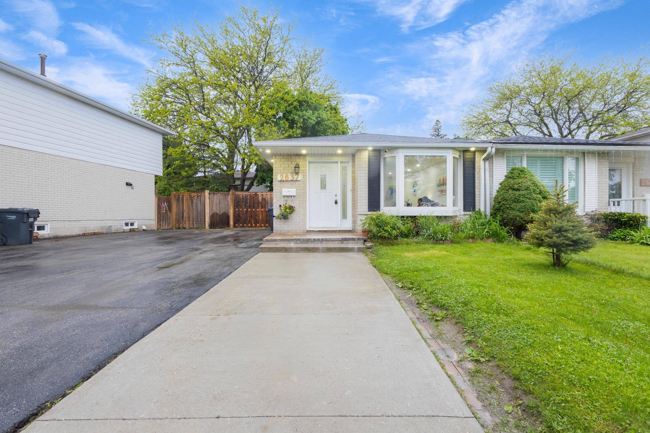 Mississauga, ON L5J 1M4,2637 Widemarr RD