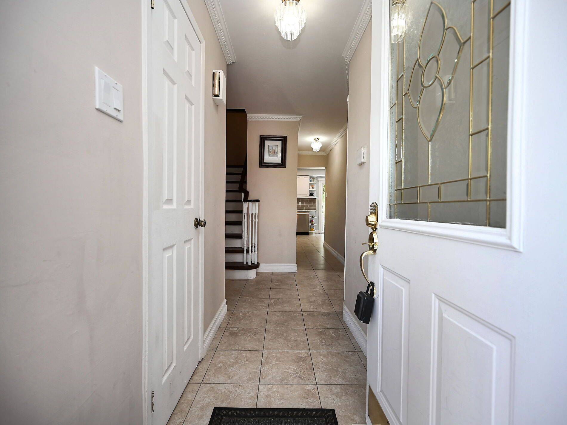 Brampton, ON L6V 3X8,8 Stephensen CT