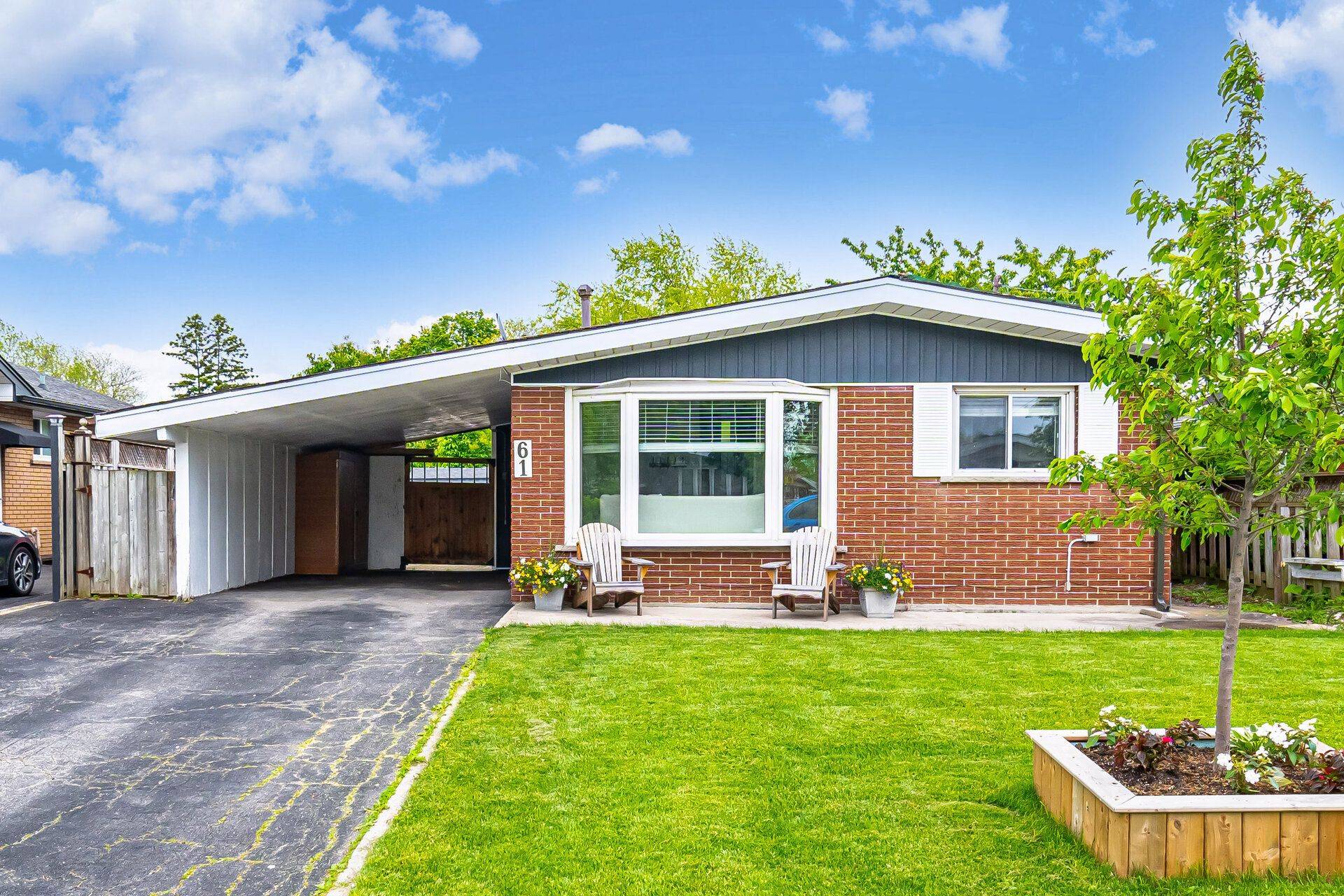 61 Lawfield DR,  Hamilton,  ON L8V 4C6