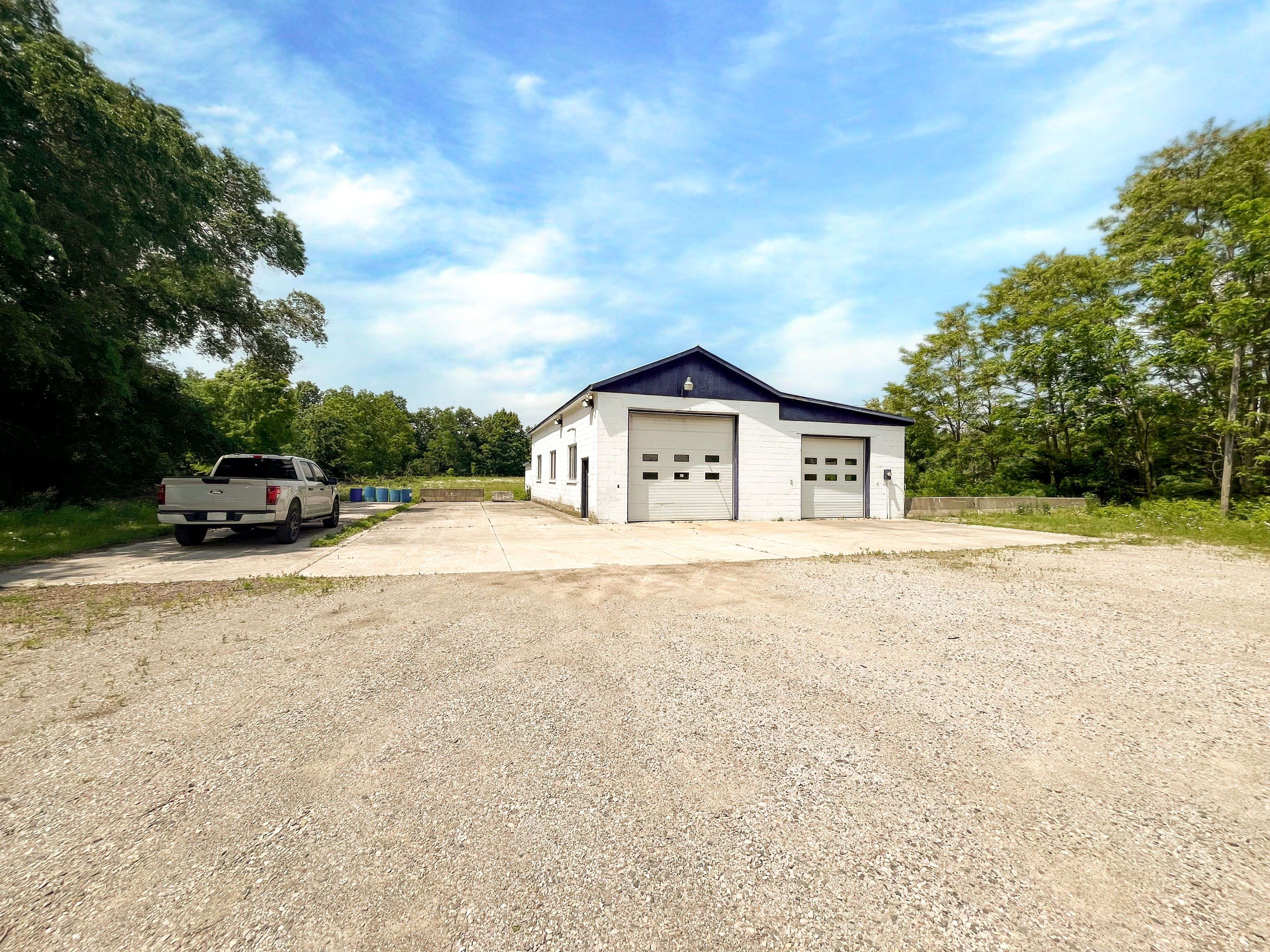 London East, ON N5V 5A3,1998 Kilally RD