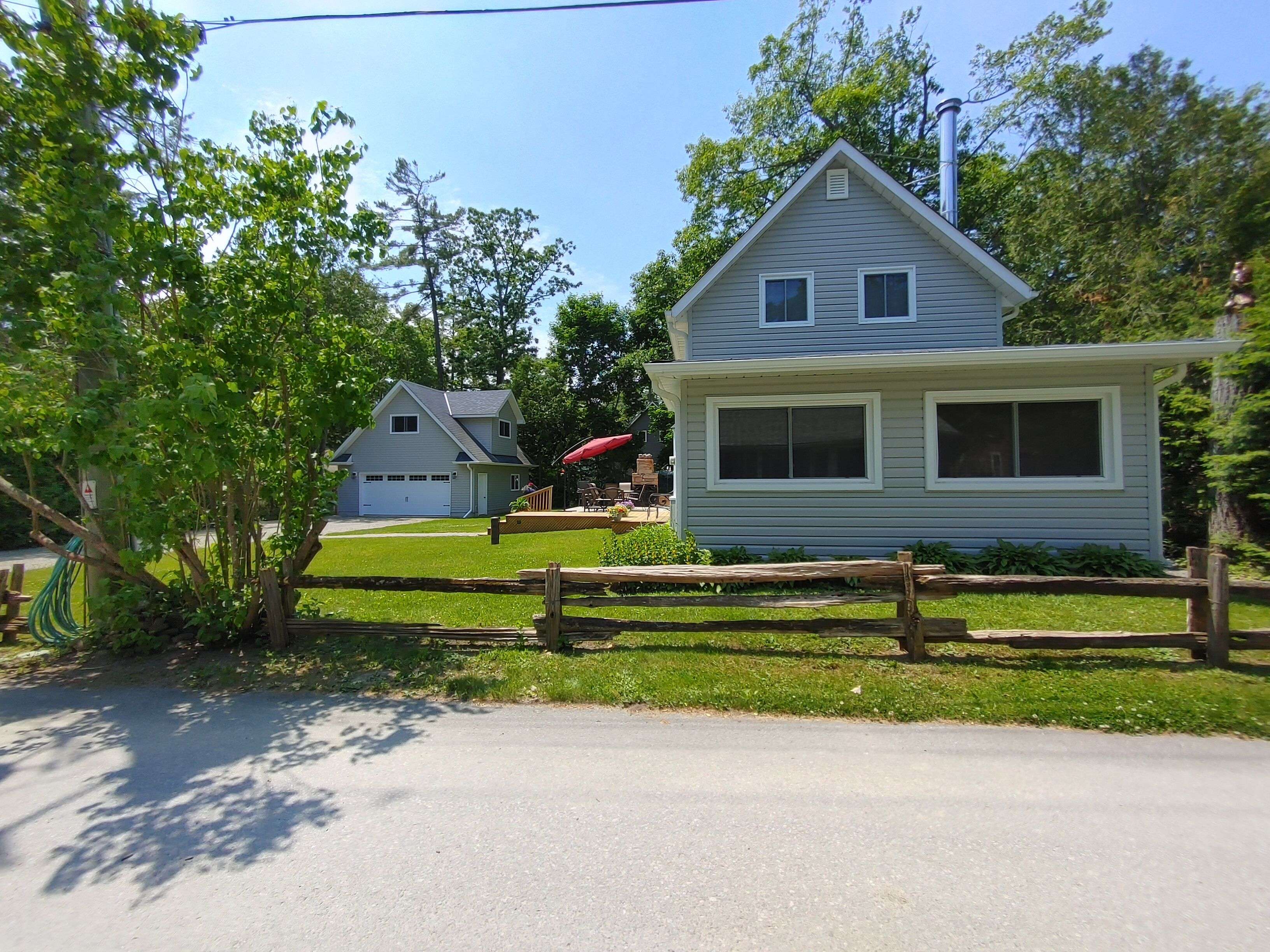 Kawartha Lakes, ON K0M 1N0,17 Second ST