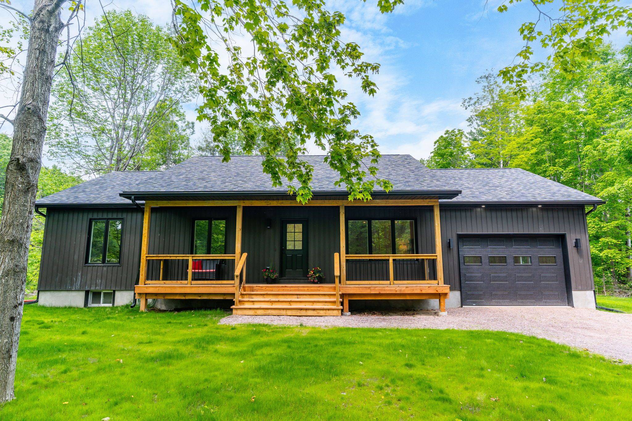 1009 Hyacinth RD, Minden Hills, ON K0M 2K0