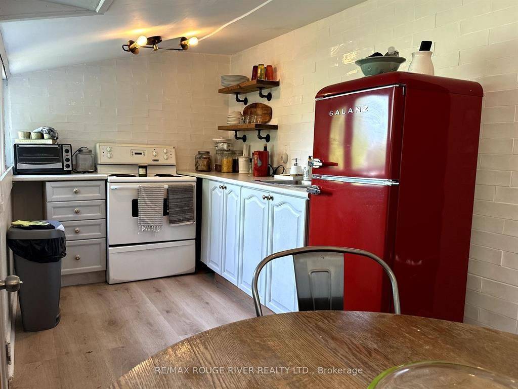 Alnwick/haldimand, ON K0K 2X0,247 Dunnette Landing RD ##1