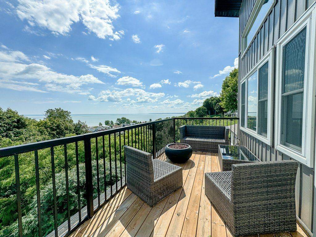 354 Erie ST, Central Elgin, ON N5L 1E9