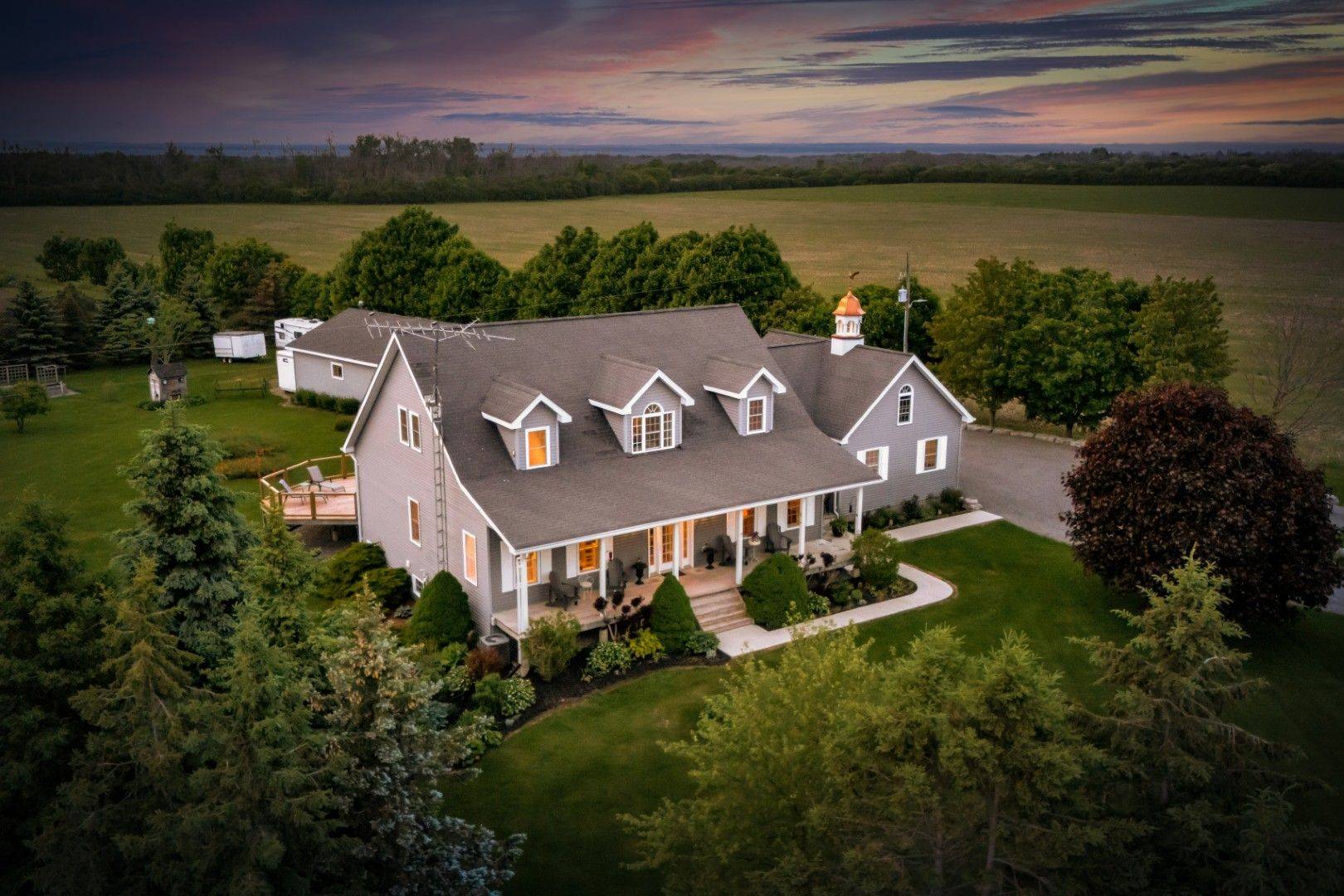830 Huycks Point RD, Prince Edward County, ON K0K 3L0