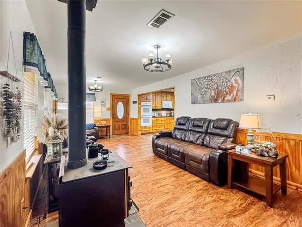 Athens, TX 75752,15250 FM 858
