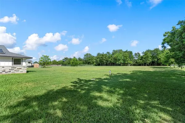 Elm Mott, TX 76640,1125 Shilling Drive