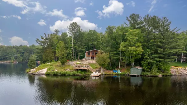 Lake Of Bays, ON P0B 1A0,4 Mallard LN