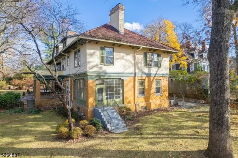26 Ridge Rd, Summit City, NJ 07901