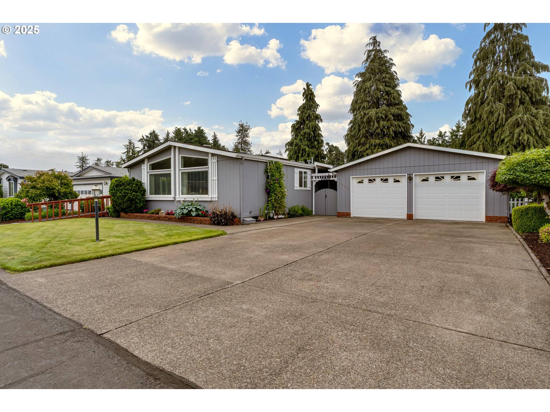 Eugene, OR 97405,34720 DEVONSHIRE DR