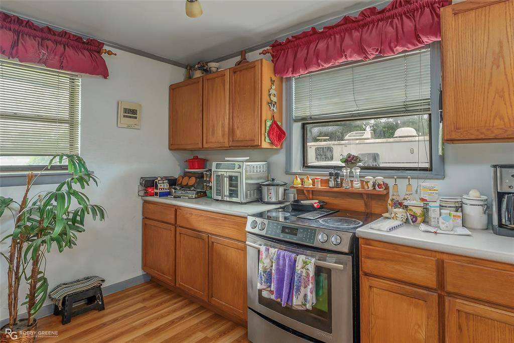 Benton, LA 71006,231 Hurricane Bluff Drive