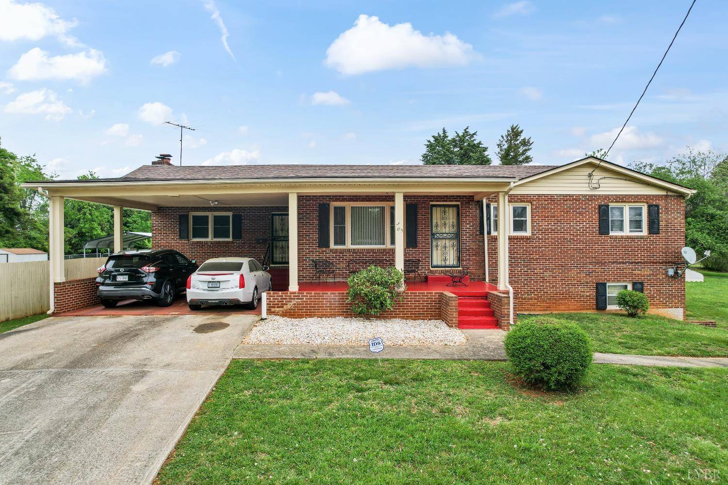 305 Patrick ST, Lynchburg, VA 24501