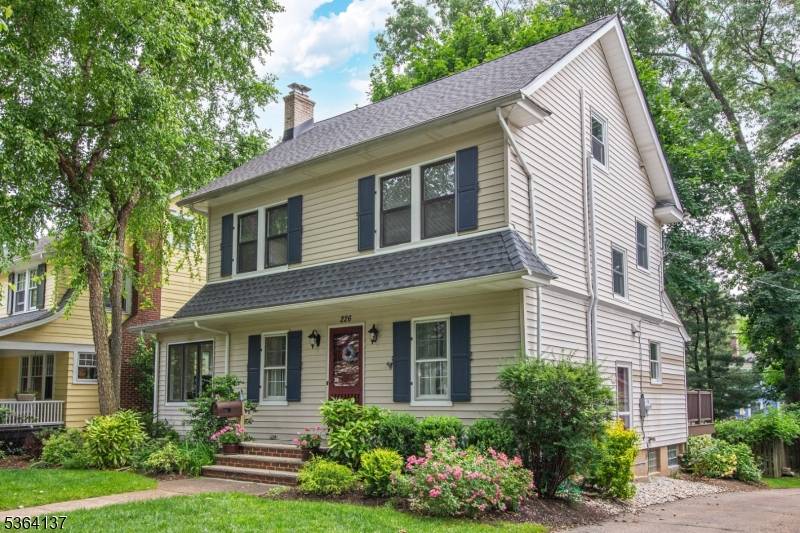 South Orange Village Twp., NJ 07079,226 Lenox Ave