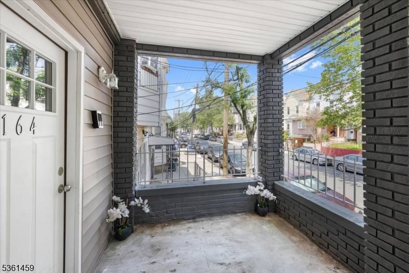 Newark City, NJ 07104,164 Parker St