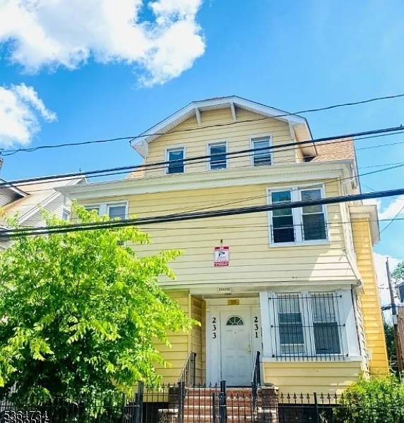 231 Renner Ave, Newark City, NJ 07112