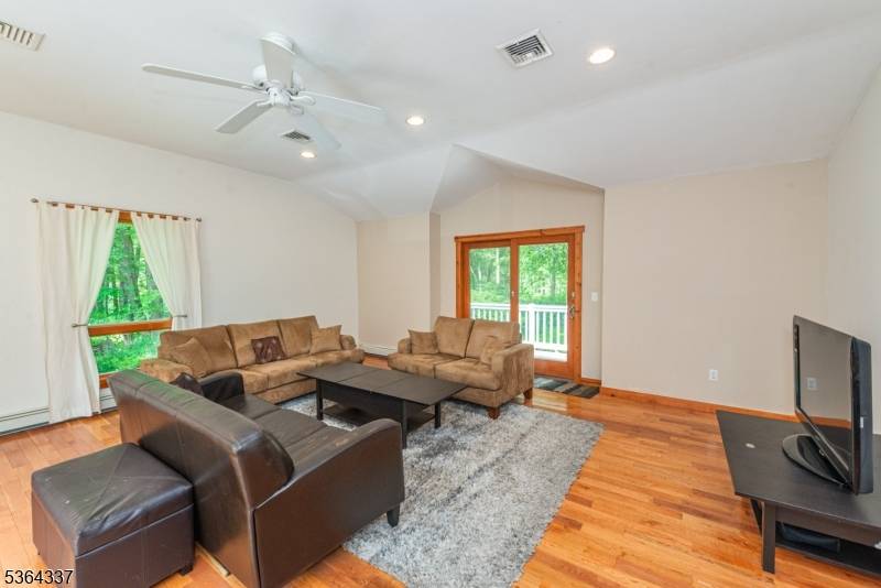 Independence Twp., NJ 07840,108 Petersburg Rd