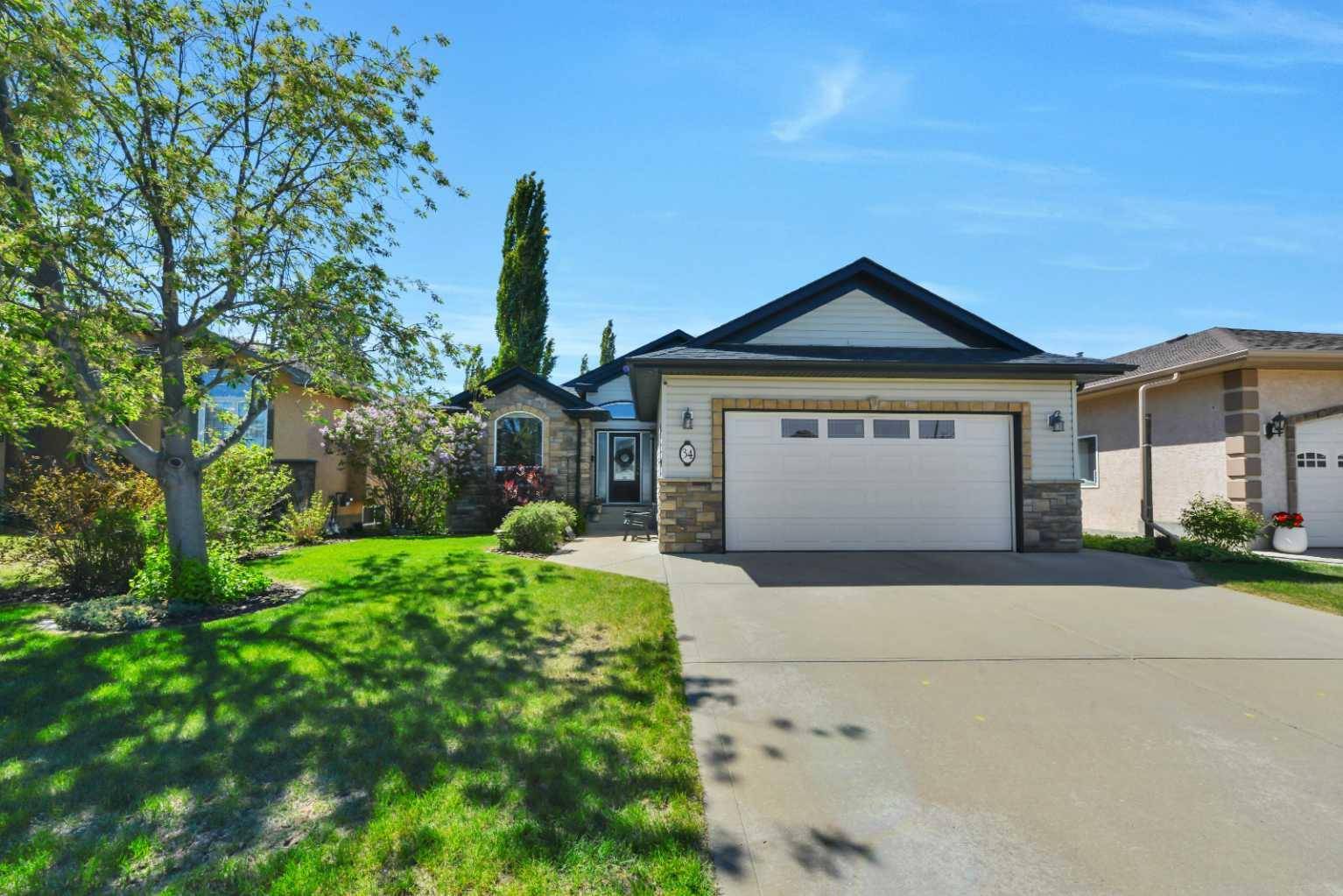 Red Deer, AB T4R 3L3,34 Assinger AVE