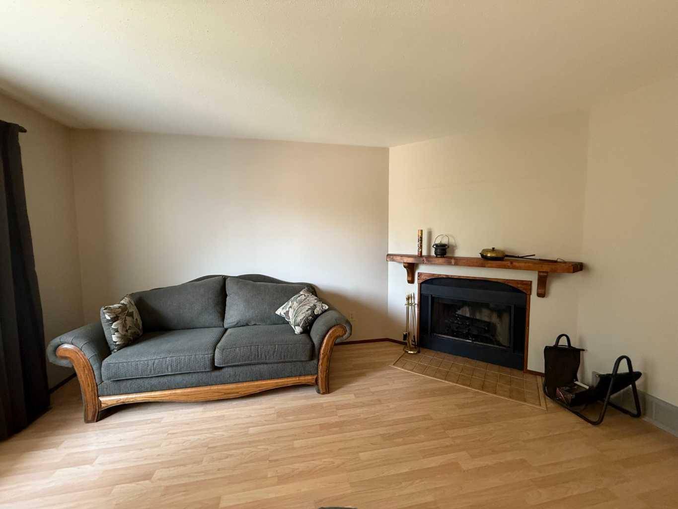 Ponoka, AB T4J 1E7,5005 61 Avenue Close