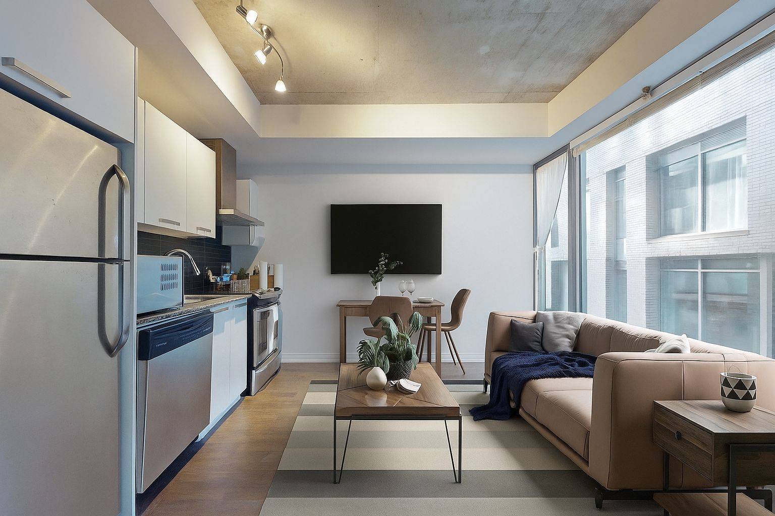 95 Bathurst ST #714, Toronto C01, ON M5V 0H7