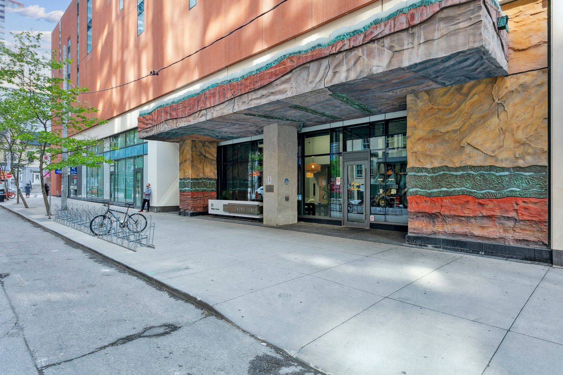 Toronto C01, ON M5V 2E8,21 Widmer ST #3611
