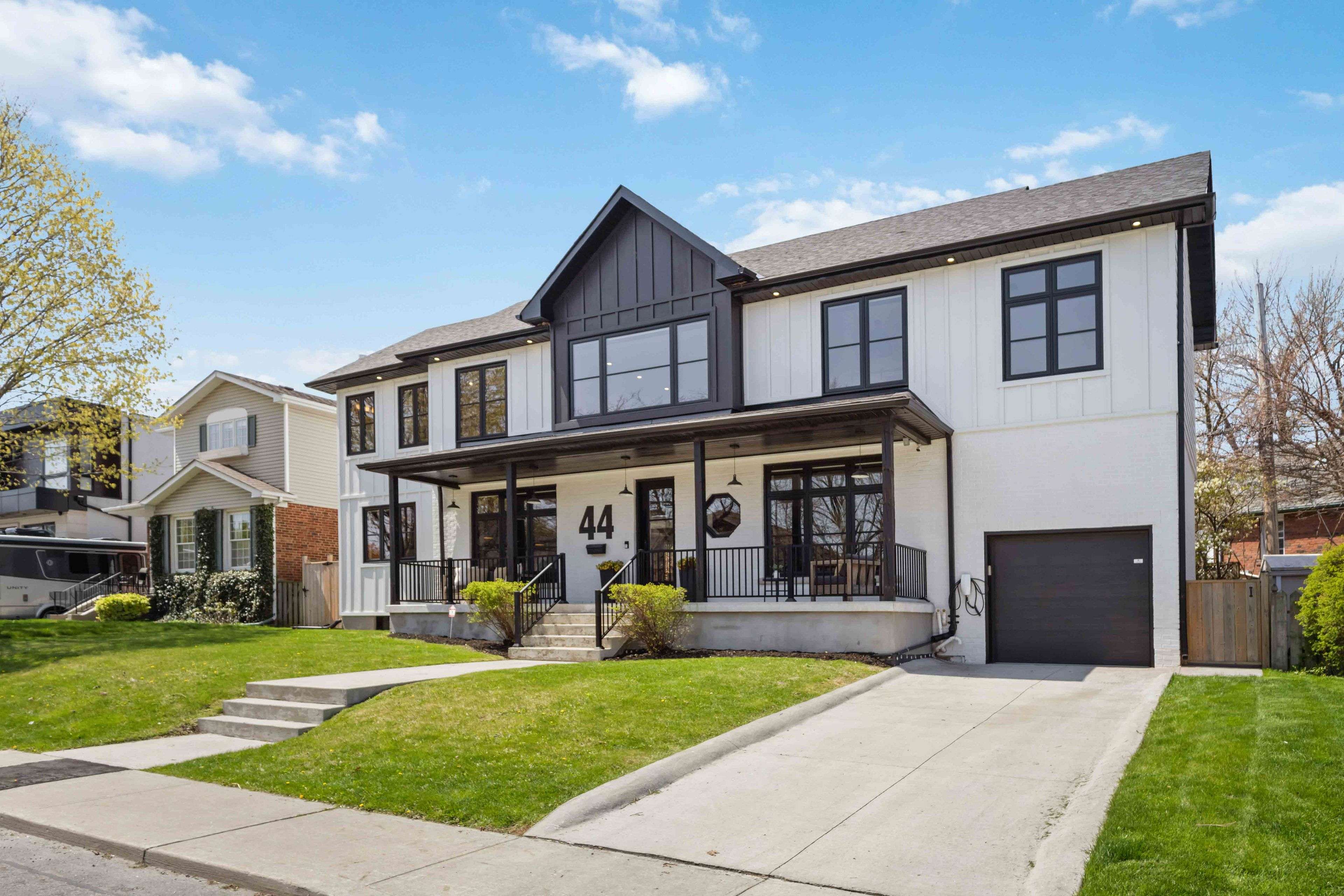 44 Hunt Club DR, Toronto E06, ON M1N 2X1