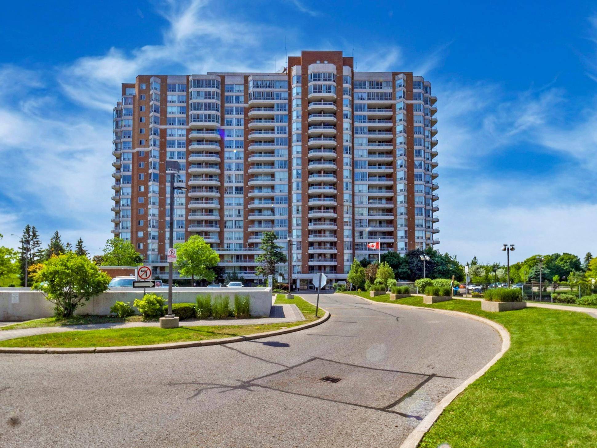 430 McLevin AVE #1606, Toronto E11, ON M1B 5P1