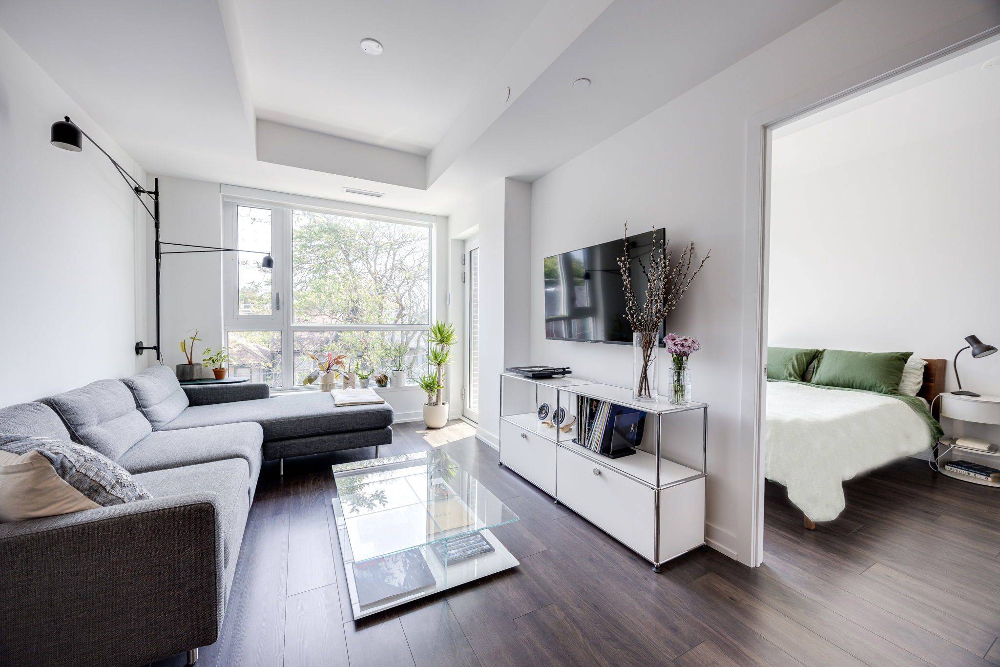 Toronto E01, ON M4M 0E4,150 Logan AVE #334